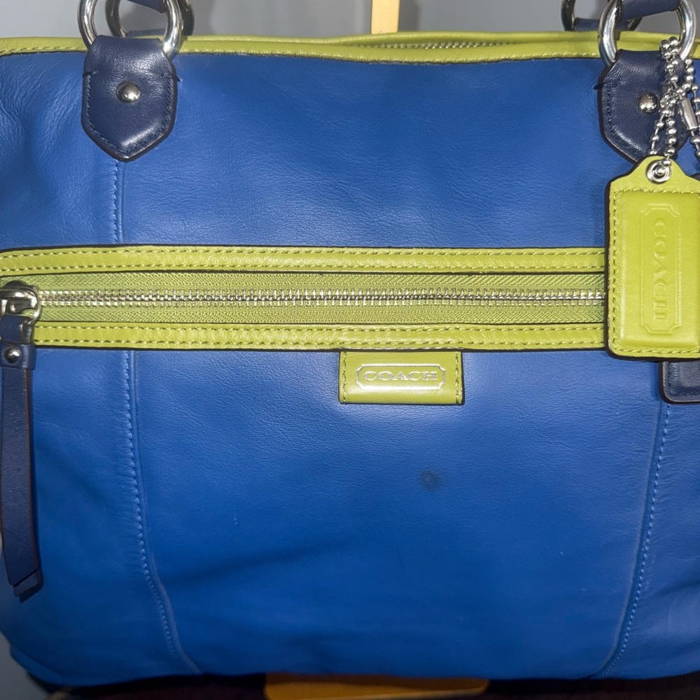 🍍Coach Blue & Green Leather Tote Bag – Spacious Shoulder Bag - Picture 11 of 14